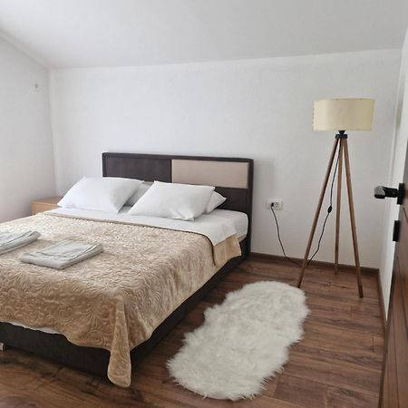 Knezevic Apartman Podgorica Exterior photo